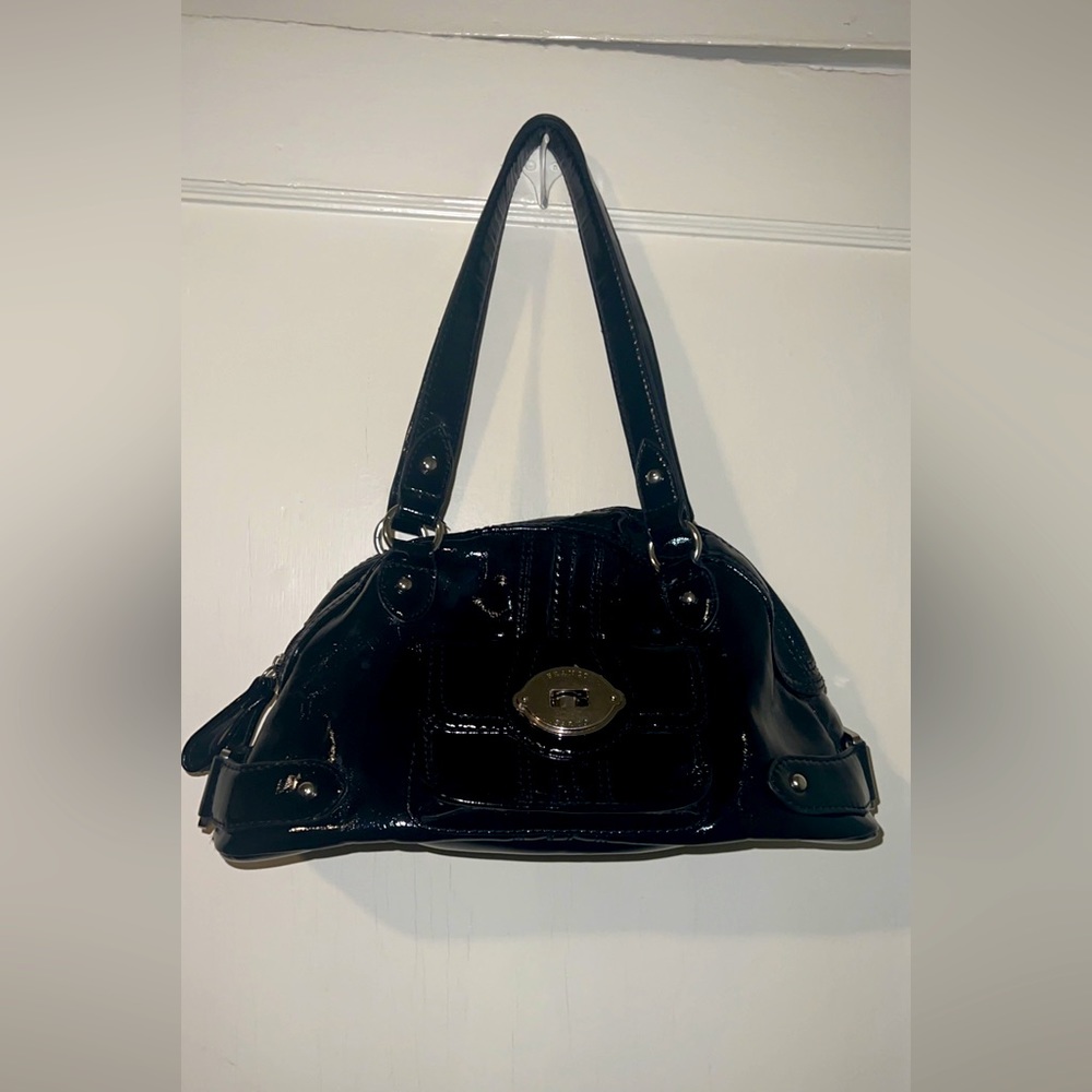 BEAUTIFUL FAUX LEATHER BLACK HANDBAG